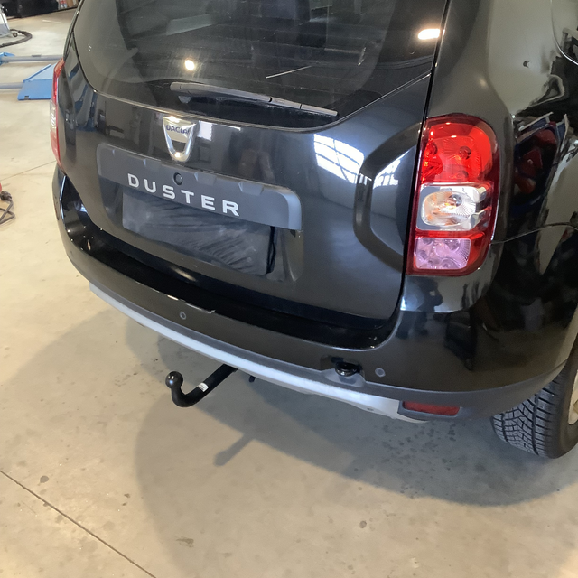 Attelage Fixe Rigide Pour Dacia Duster II 2013-2017 + Faisceau électrique 7 Broches Universel - Traction 1500kg - 3